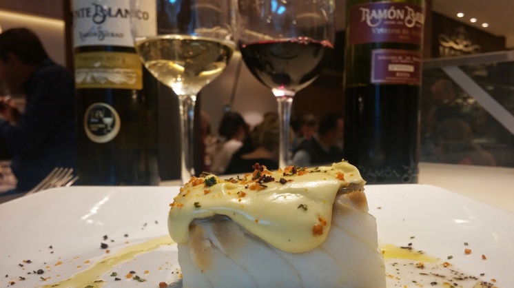 Bacalao con vinos Ramón Bilbao