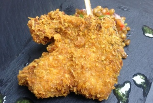 Chuletilla con panko y quinoa