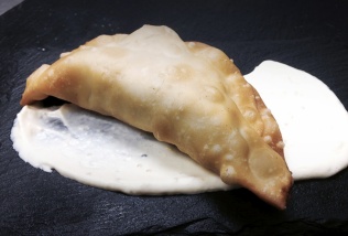 Empanadilla de Pollo y Piña