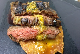 Entraña a la Lima con Chimichurri