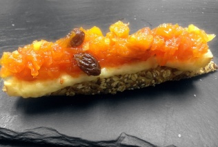 Tosta de Brie con Chutney de Calabaza
